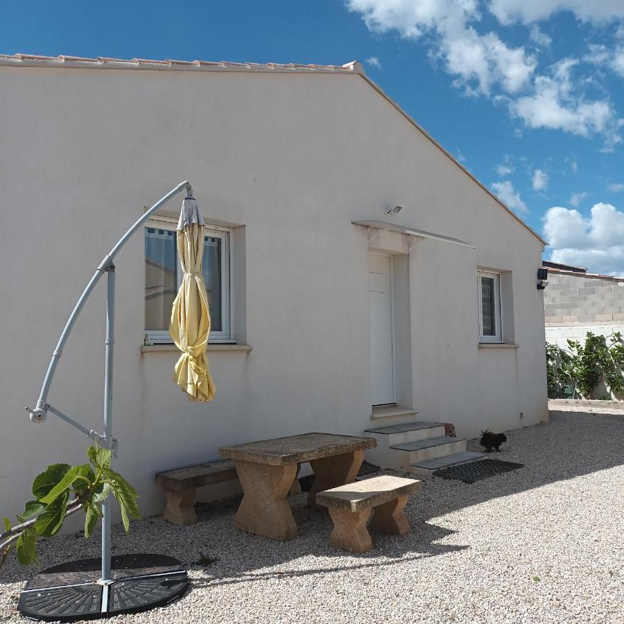 Paisible P2 Pour 4 Voyageurs Villa Saint-Gilles  Luaran gambar